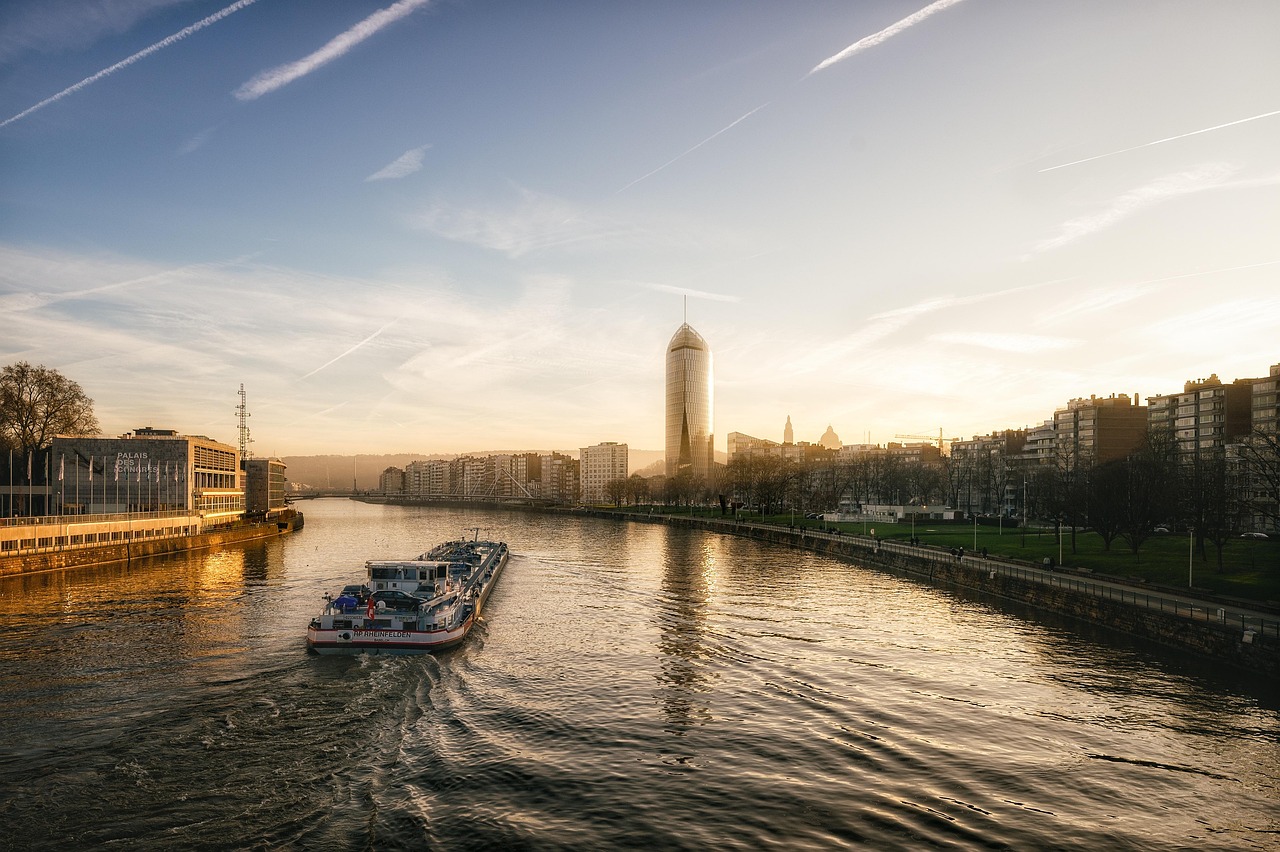 cu ce asortam draperiile in living